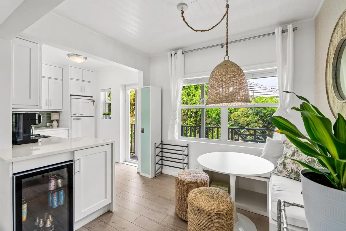 BREAKFAST_NOOK_TO_KITCHEN_DT at 1025 CASUARINA Road 7, Delray Beach