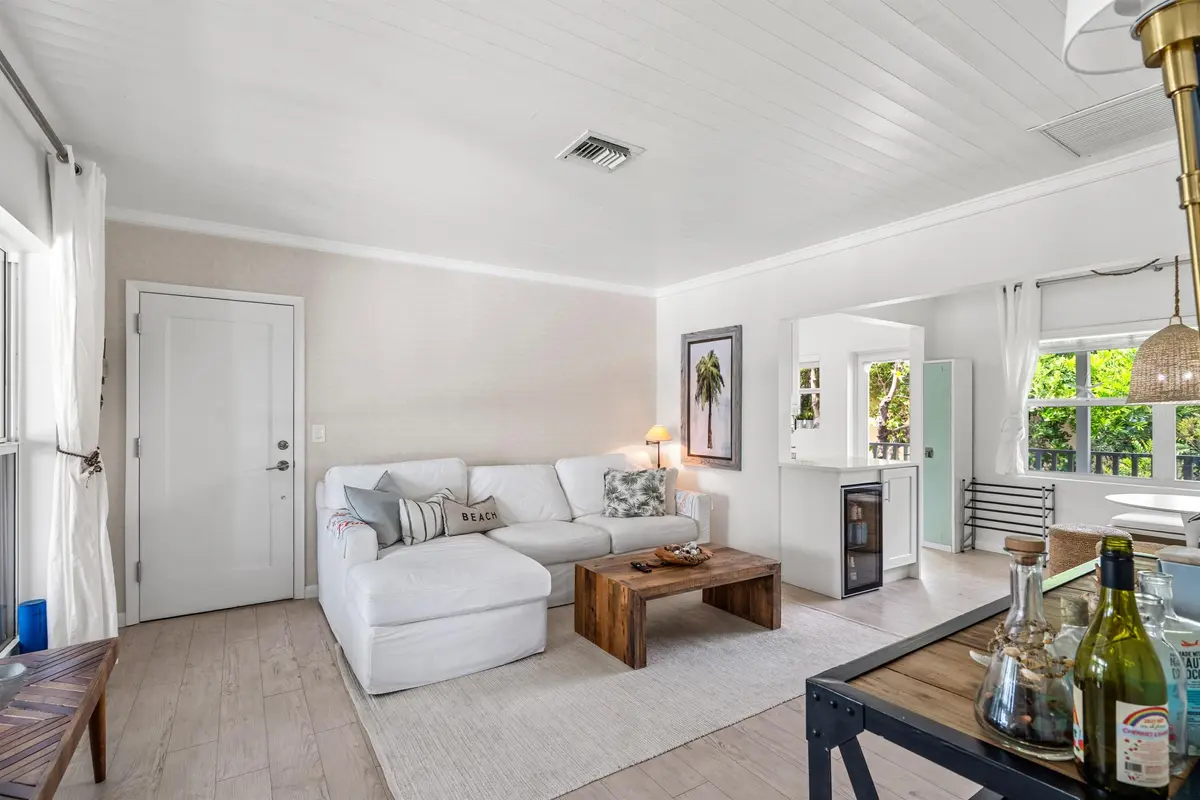FAMILY_RIGHT_DT at 1025 CASUARINA Road 7, Delray Beach