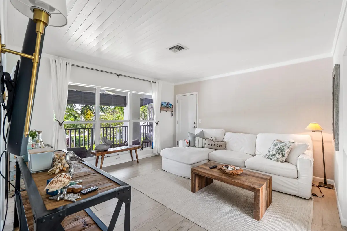 FAMILY_ROOM_LOOKING_OUT_DT at 1025 CASUARINA Road 7, Delray Beach