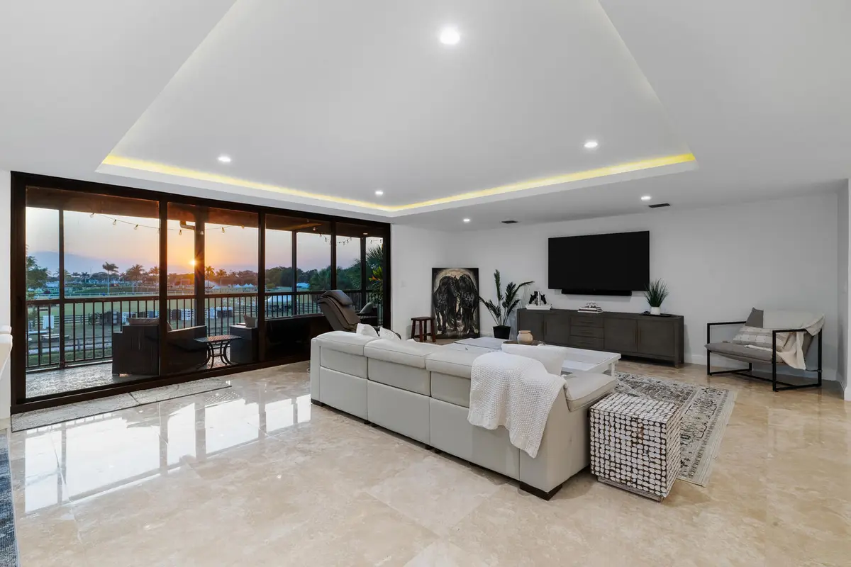 2785 Polo Island Dr Apt J301-large-078-0 at 2785 Polo Island Drive J301 Penthouse, Wellington