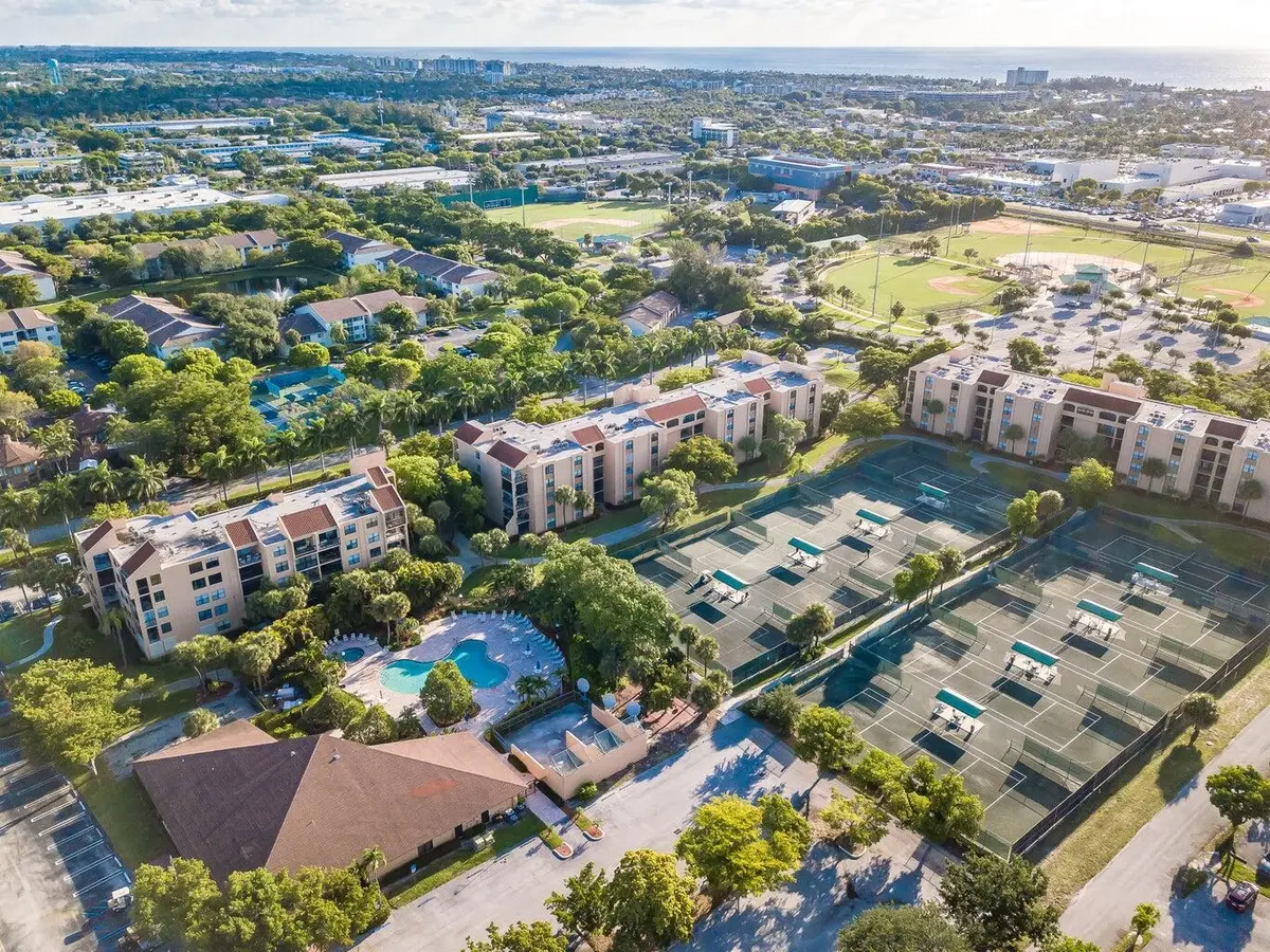 20200324114907220376000000-o at 500 EGRET Circle 8308, Delray Beach