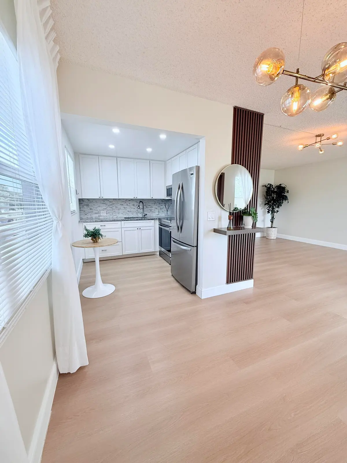 Fully renovated condo at 402 Brighton J J, Boca Raton