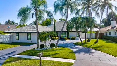 12894 N Normandy Way, Palm Beach Gardens – Single Family Residence for sale