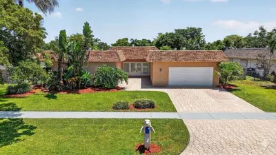 1820 SW 67th Terrace, Plantation – Single Family Residence for sale