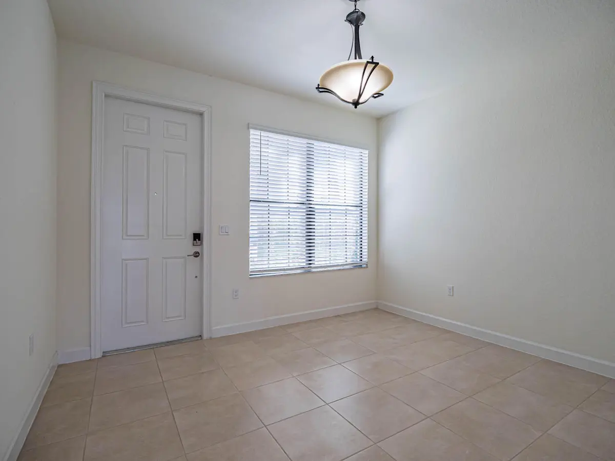 10032 W VILLA Circle, Vero Beach, FL – photo 2