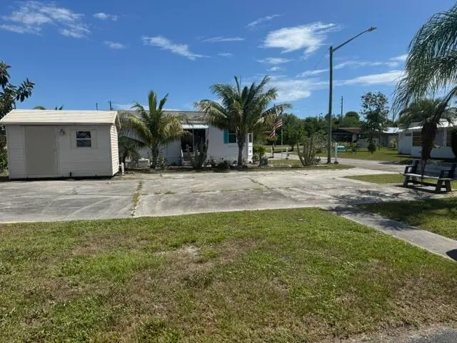 IMG_1042 at 2023 St Lucie Blvd, Unit 30, Fort Pierce
