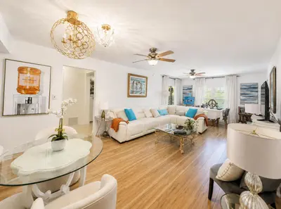 5570 Tamberlane Circle 331, Palm Beach Gardens – Condominium for sale