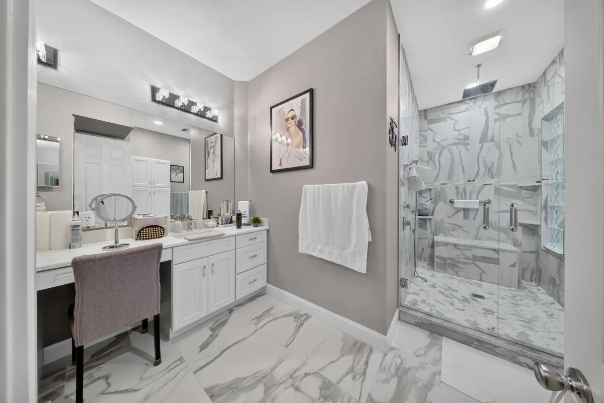 Updated Master Bathroom at 10811 SW Candlewood Road, Port St. Lucie