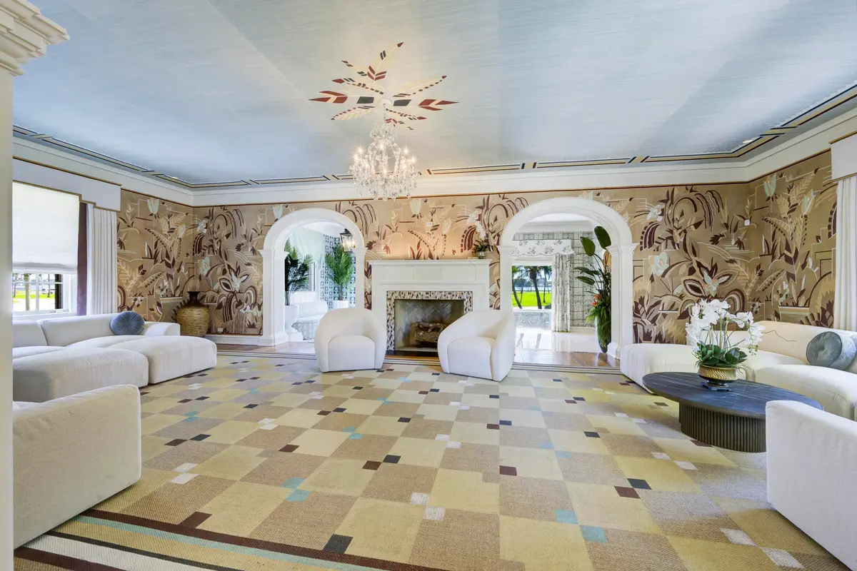 Living Room at 1125 N Flagler Drive, West Palm Beach