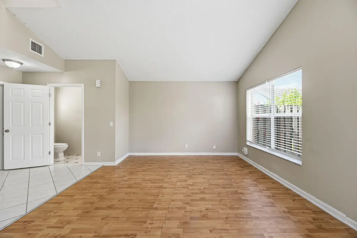 003_ListerPros at 2716 Arrowwood Court, Davie