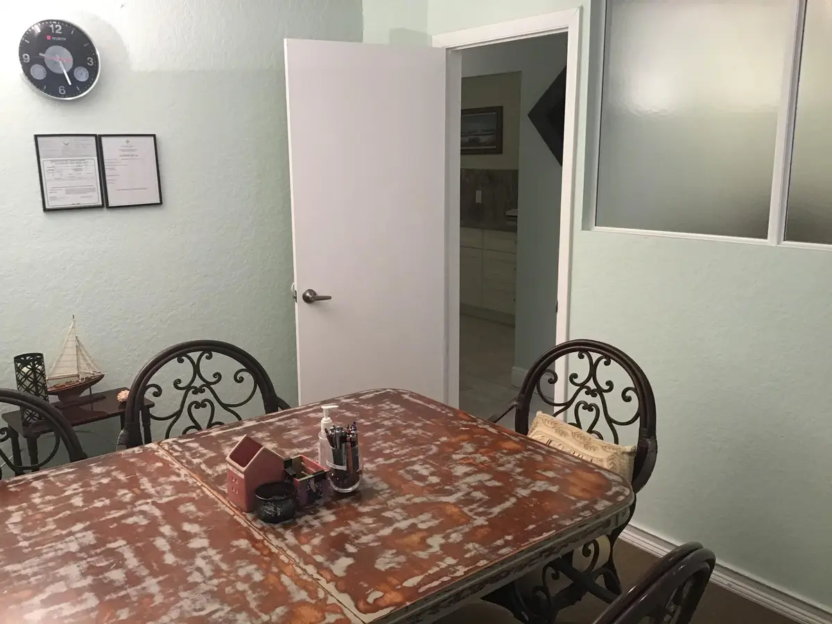 conference room at 812 SE 8TH Avenue, Deerfield Beach