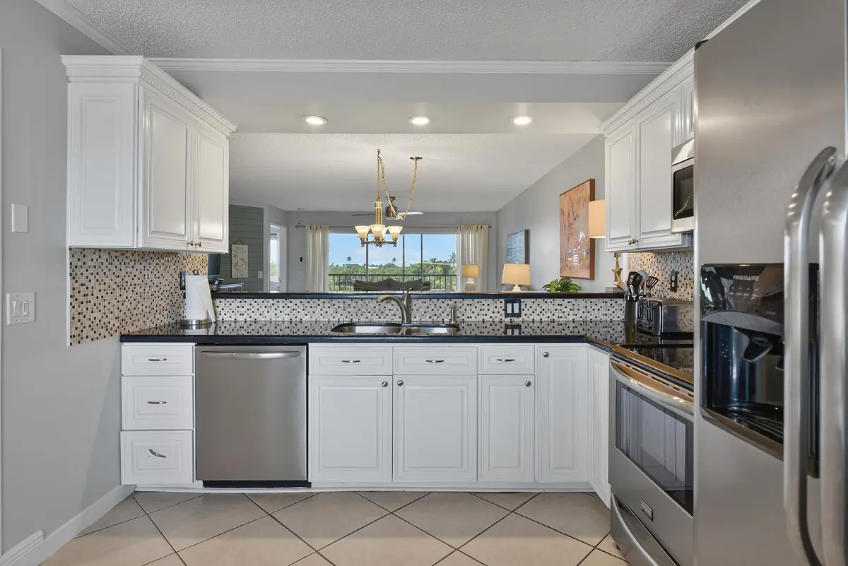 007-027-275 Palm Ave A407-1499x1000 at 275 Palm Avenue A407, Jupiter