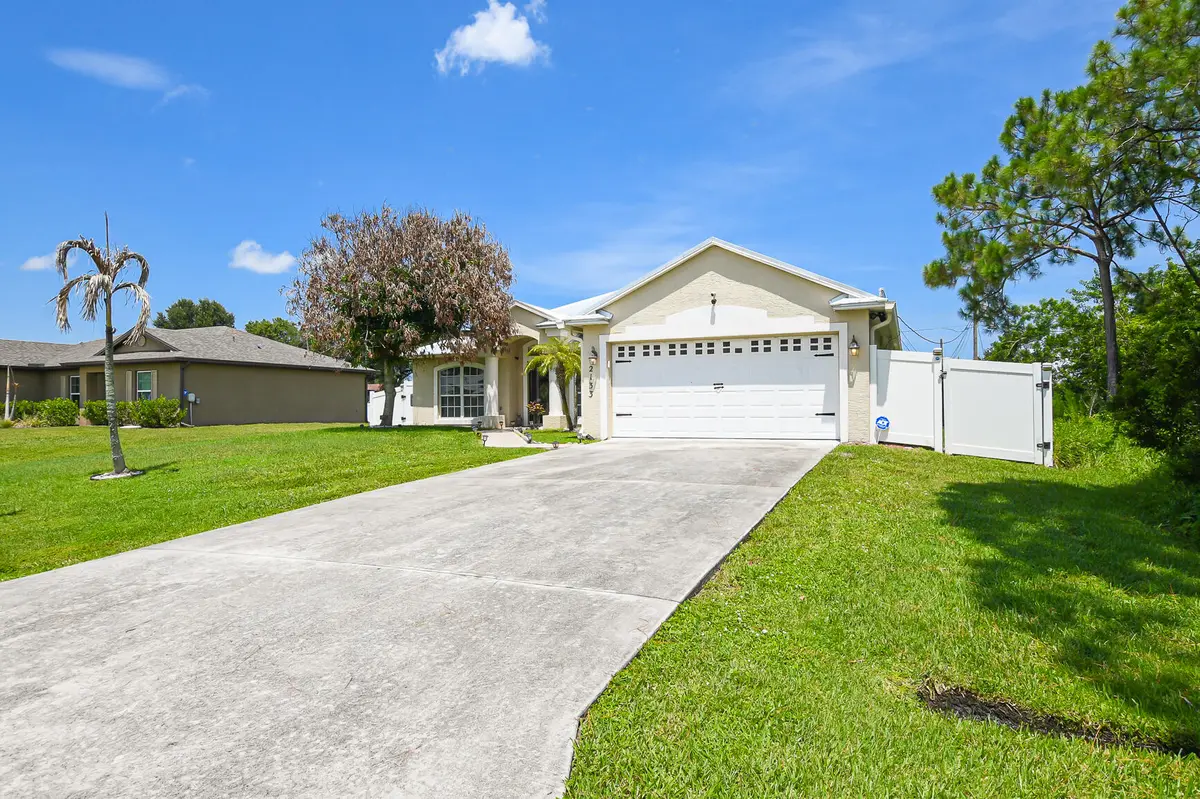 LR-5804 at 2133 SW LARCHMONT Lane, Port St. Lucie