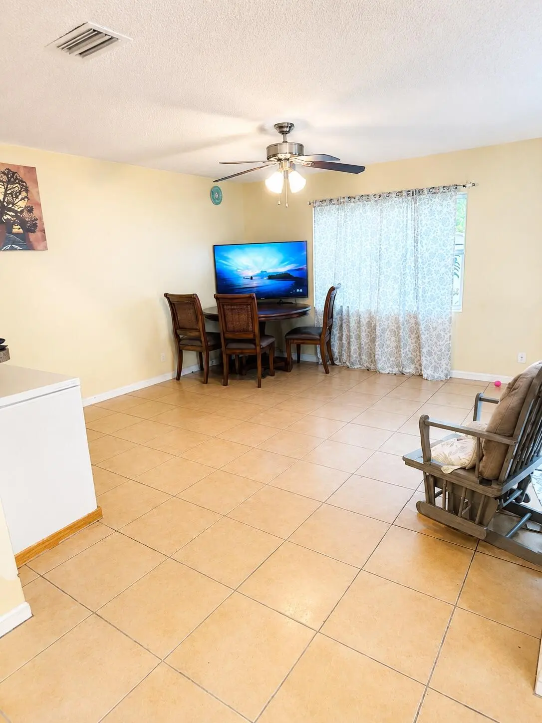 Family Room at 3331 Commodore Court, West Palm Beach