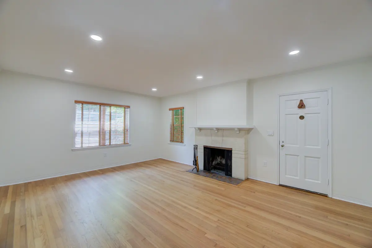 Photo-14 at 1601 SE 2ND Street, Fort Lauderdale