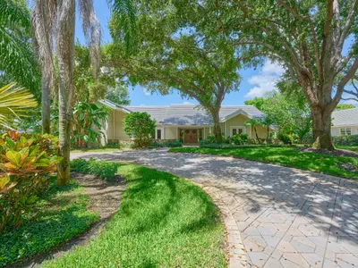 18660 SE River Ridge Road, Tequesta – Single Family Residence for sale