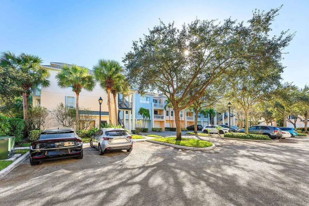 Outside / Parking Lot at 276 Murcia Drive 301, Jupiter