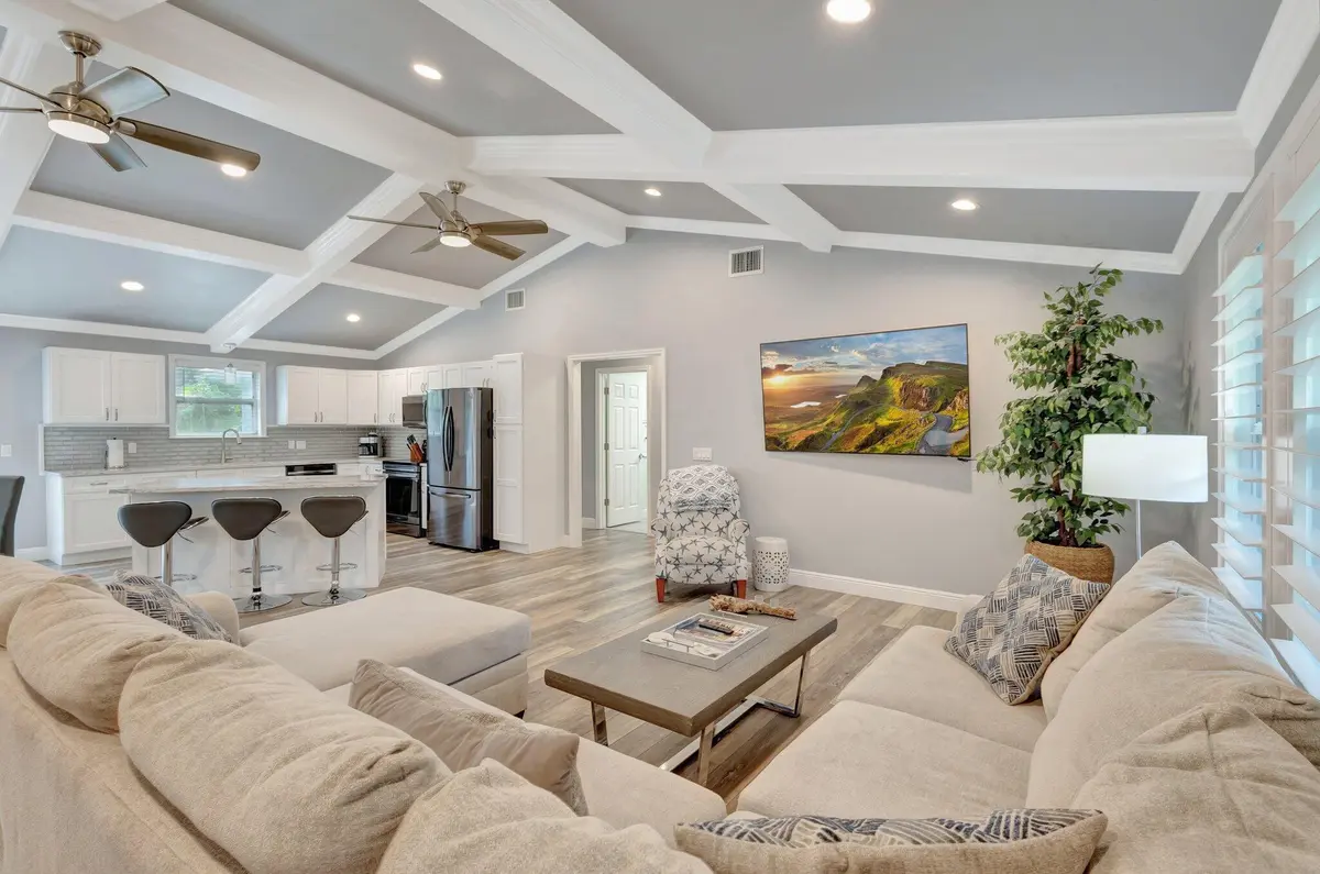 8-web-or-mls-5D1A2208 at 10600 SE Gomez Avenue, Hobe Sound