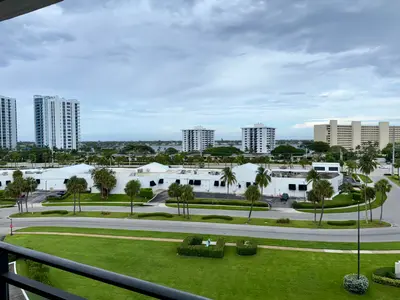 336 Golfview Road 718, North Palm Beach – Condominium for rent