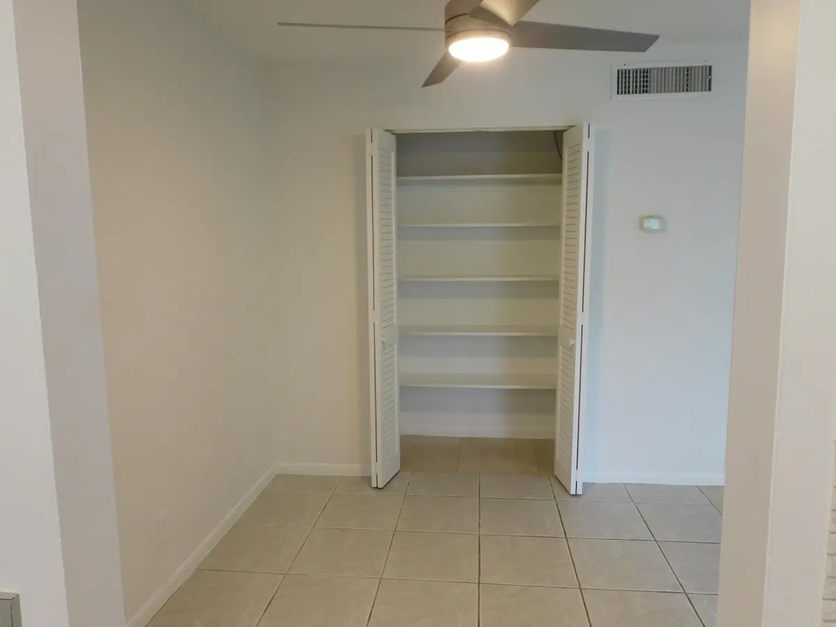 Pantry at 640 SE 2nd Avenue 103, Boynton Beach