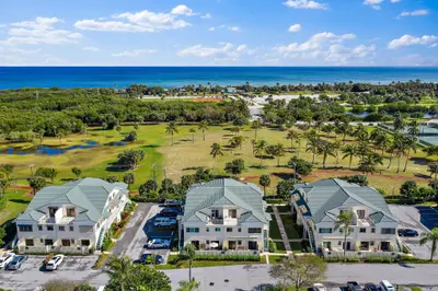 350 BELLA VISTA Court 50, Jupiter – sold