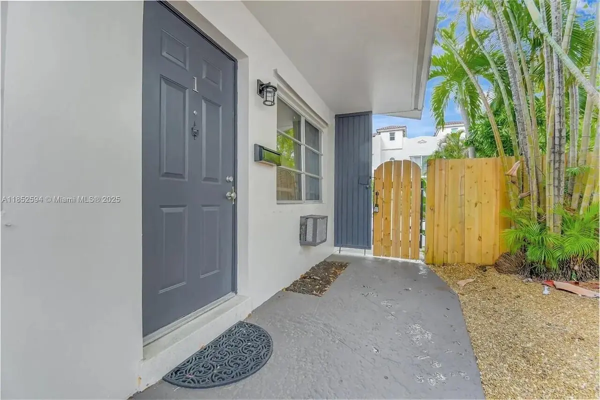 1213SE1ST-07 at 1213 SE 1st Street 1, Fort Lauderdale