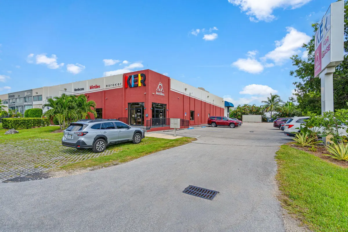 IMG_7703 at 3400 NW 78th Avenue 5, Doral
