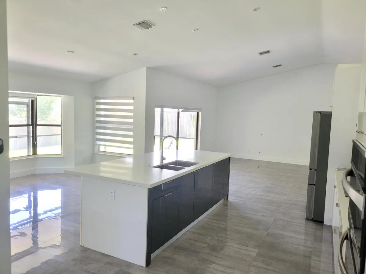 5460 HAWKES BLUFF Avenue, Davie, FL – photo 4