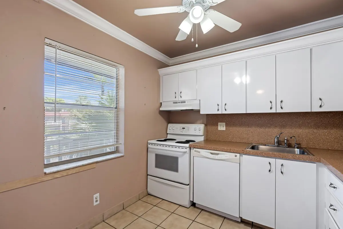 Kitchen at 6 ABBEY Lane 206, Delray Beach