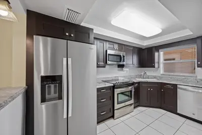 725 N RIVERSIDE Drive 203, Pompano Beach – Condominium for sale