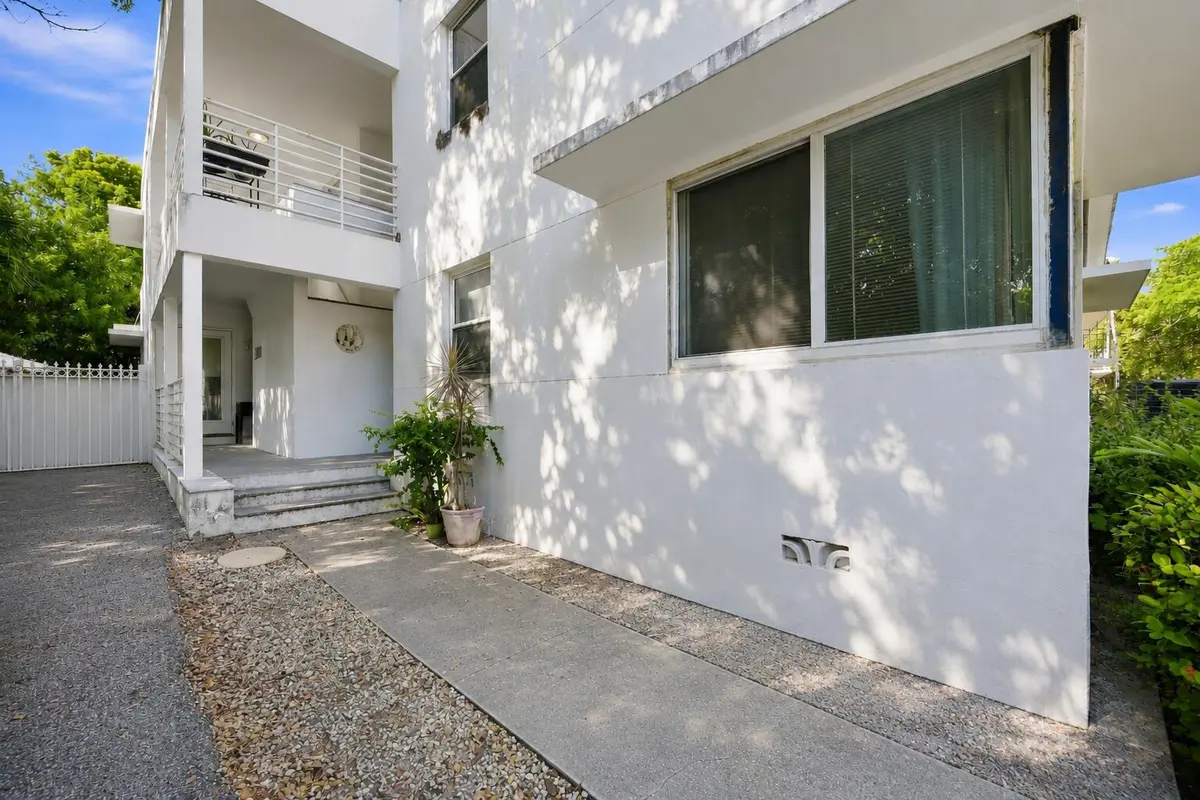 1a at 1170 71ST Street, Miami Beach