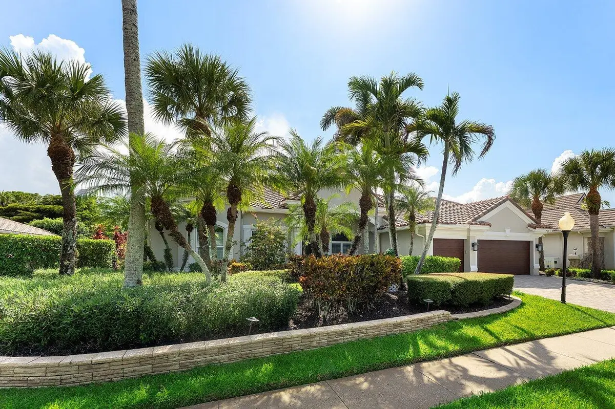 front at 19060 SE KOKOMO Lane, Jupiter