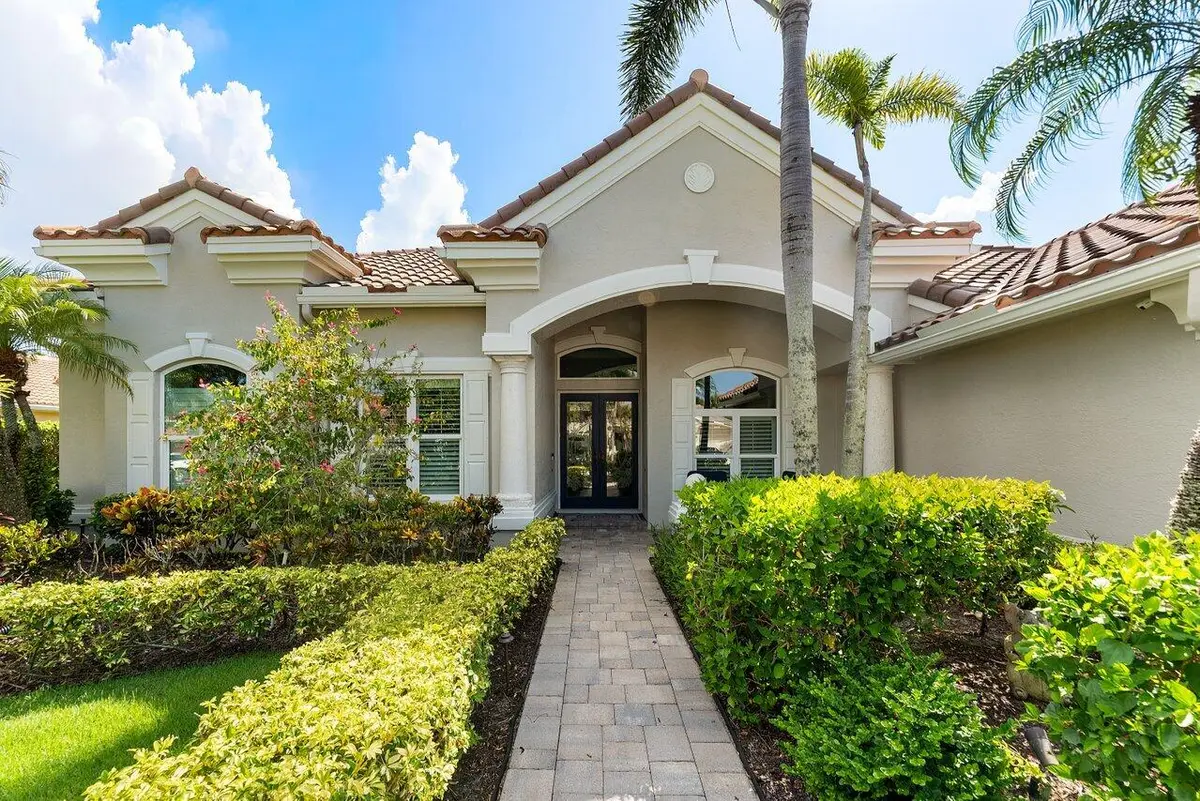 Front at 19060 SE KOKOMO Lane, Jupiter