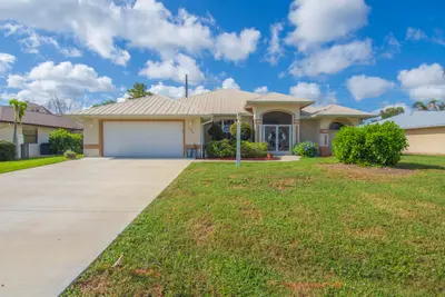 488 ARBOR Street, Sebastian – Single Family Residence for sale
