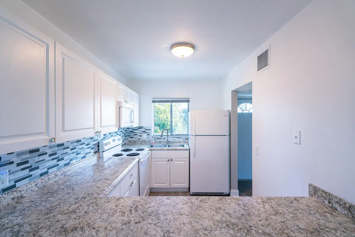 aa2b09fa-353a-4733-84ef-1b7b1c3eb9e7_rw_ at 601 S Indian River Drive, Fort Pierce