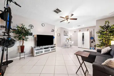 2100 NE 38TH Street 205, Lighthouse Point – Condominium for rent