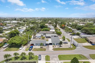 516 S Arnold Avenue, Lantana – Quadruplex for sale