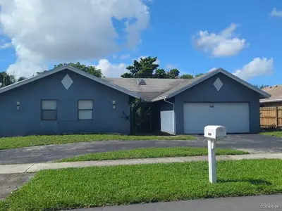 8250 NW 52ND Street, Lauderhill – sold
