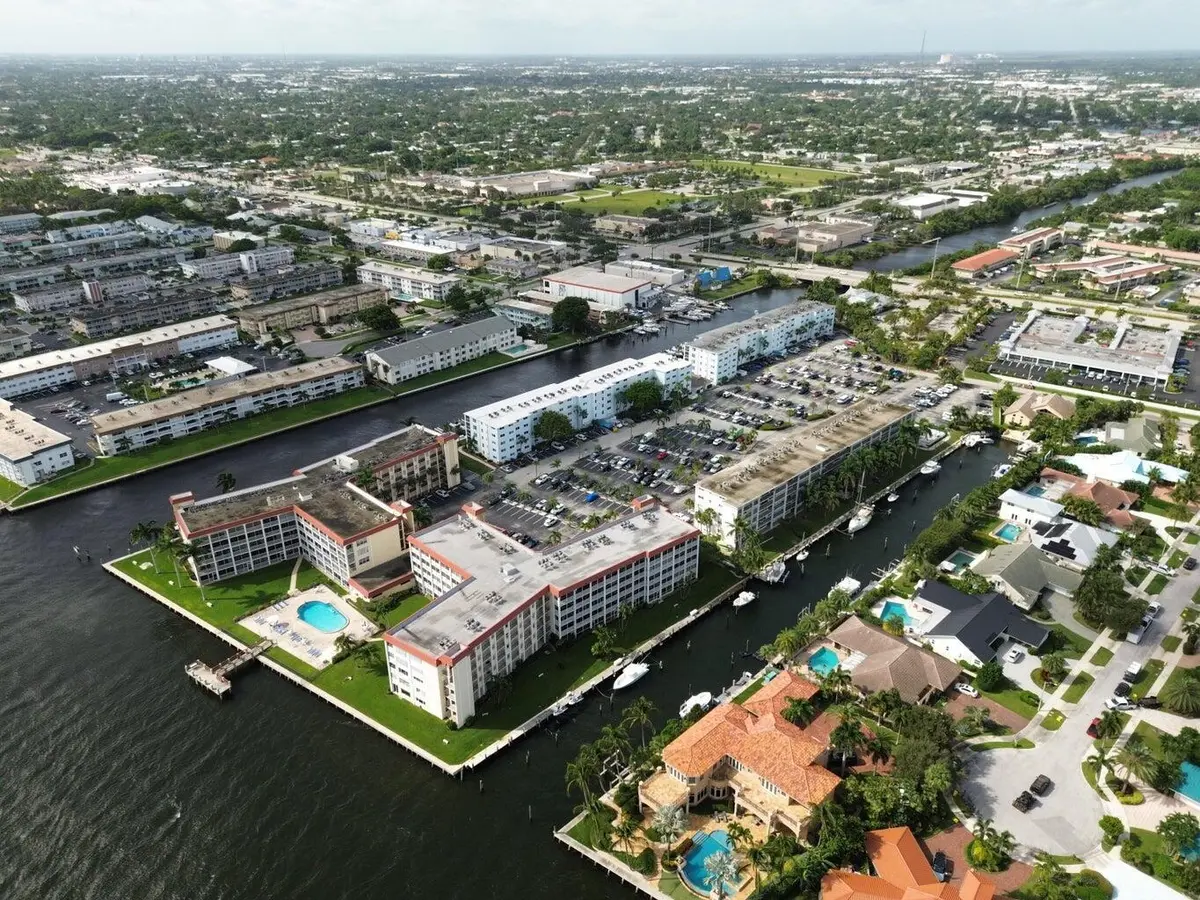 109 PARADISE HARBOUR Boulevard 414, North Palm Beach, FL – photo 2