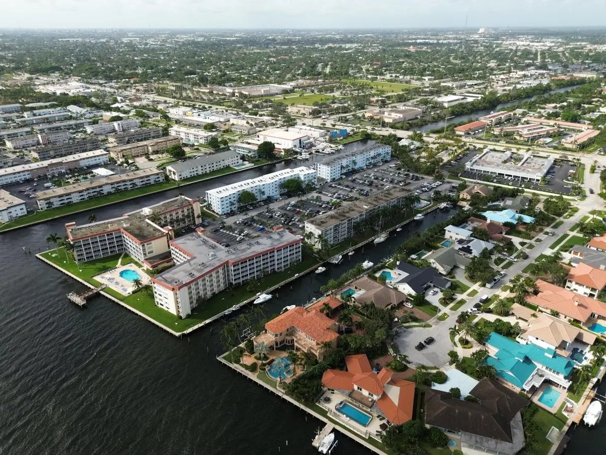 109 PARADISE HARBOUR Boulevard 414, North Palm Beach, FL – photo 3