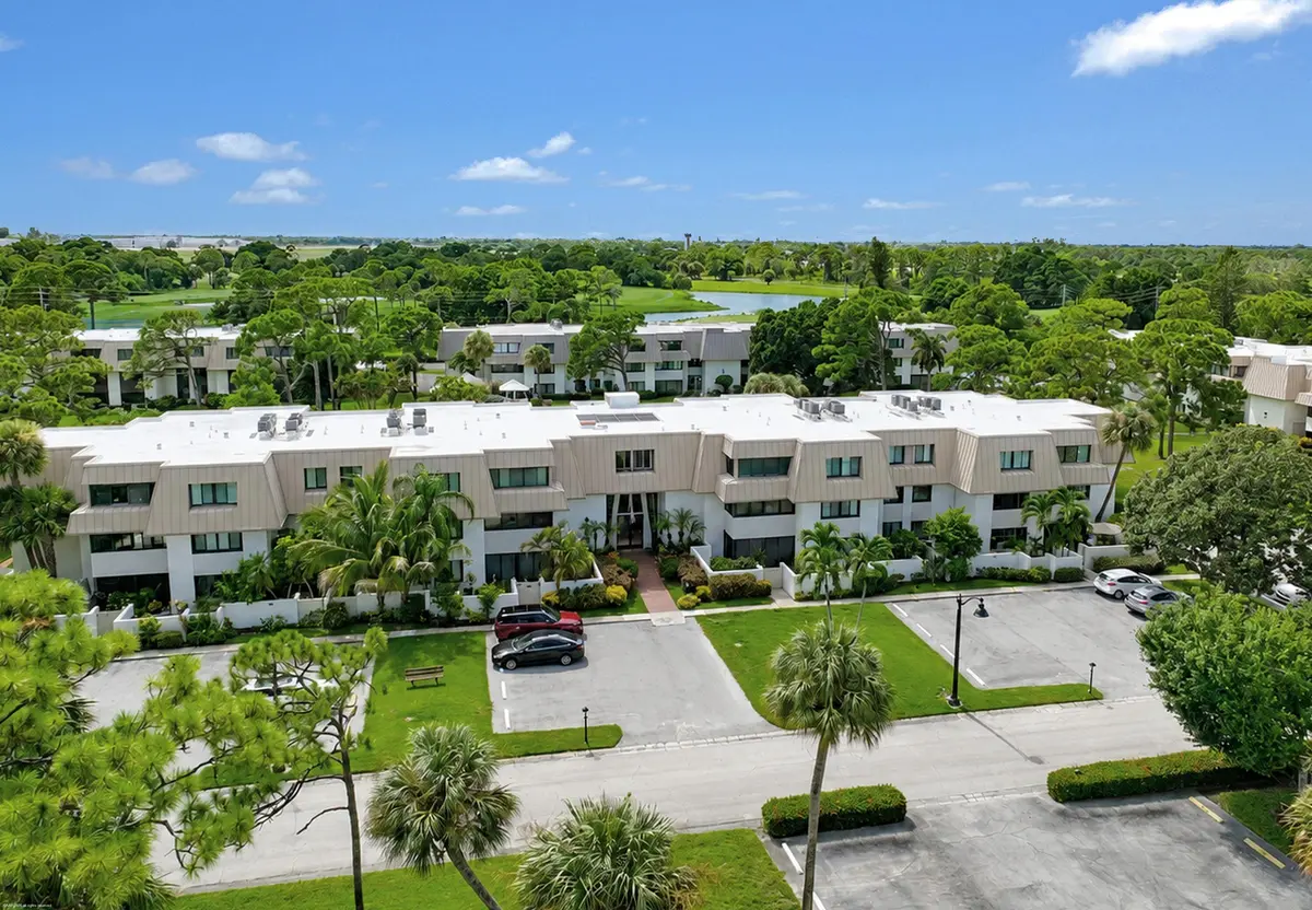 1800 SE Saint Lucie Blvd Bldg 6 Unit 201 at 1800 SE SAINT LUCIE Boulevard 6-201, Stuart