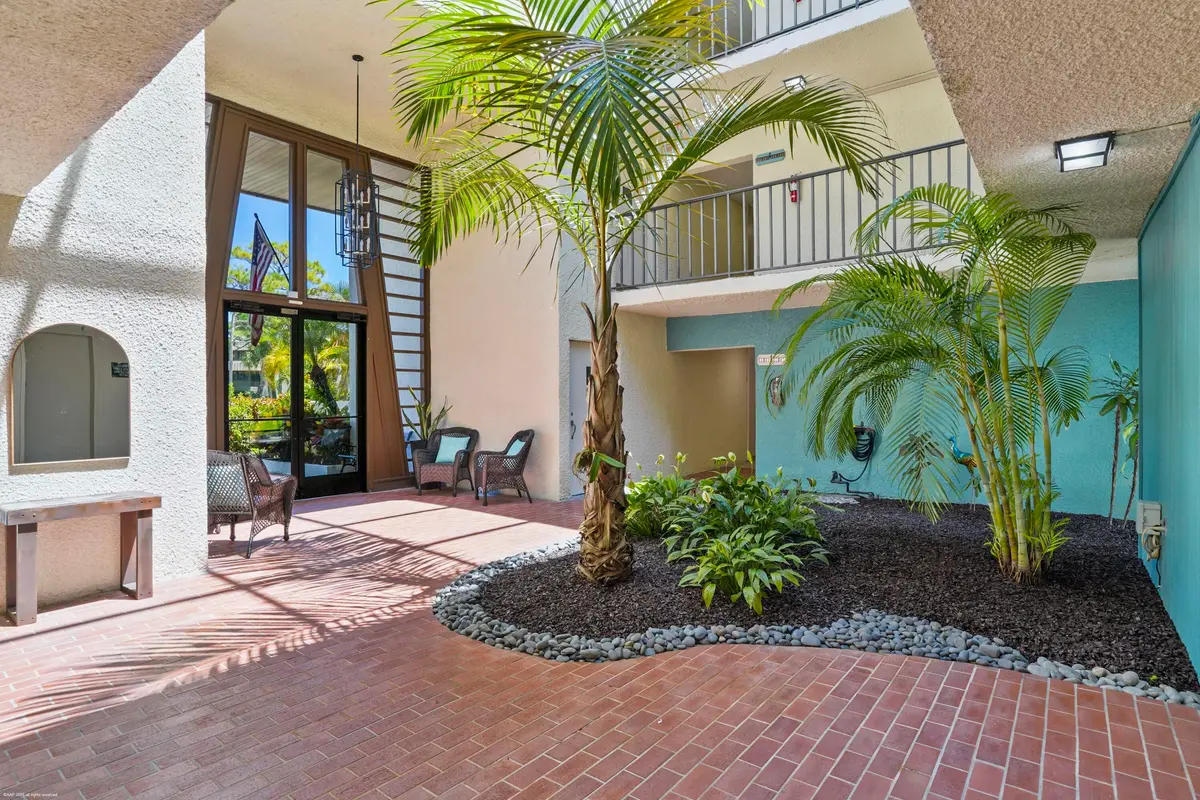 1800 SE Saint Lucie Blvd Bldg 6 Unit 201 at 1800 SE SAINT LUCIE Boulevard 6-201, Stuart