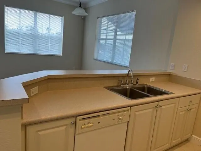 Kitchen-Dining at 4620 PGA Boulevard 303, Palm Beach Gardens