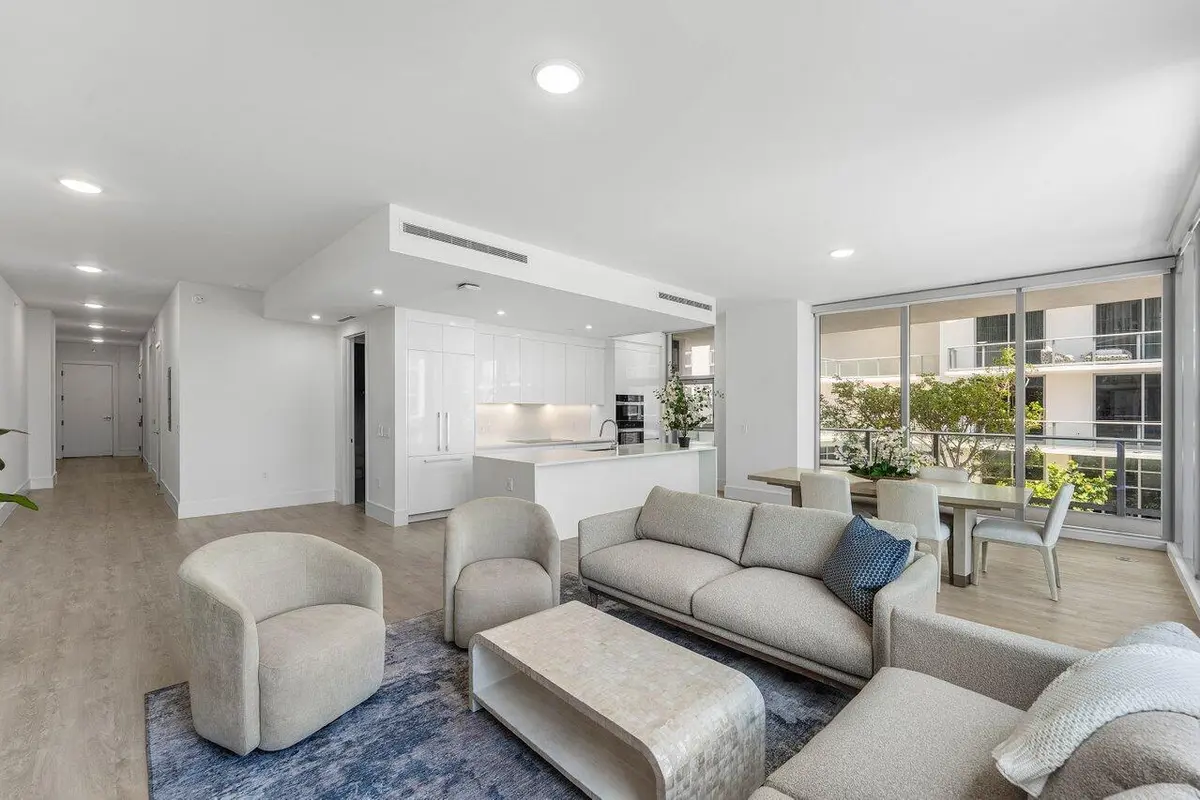 005-220LakeShoreDrive-702-LakePark-FL-33 at 220 LAKE SHORE Drive 702, Lake Park