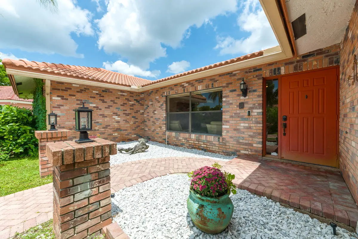Front of House at 8501 NW 80 Street, Tamarac