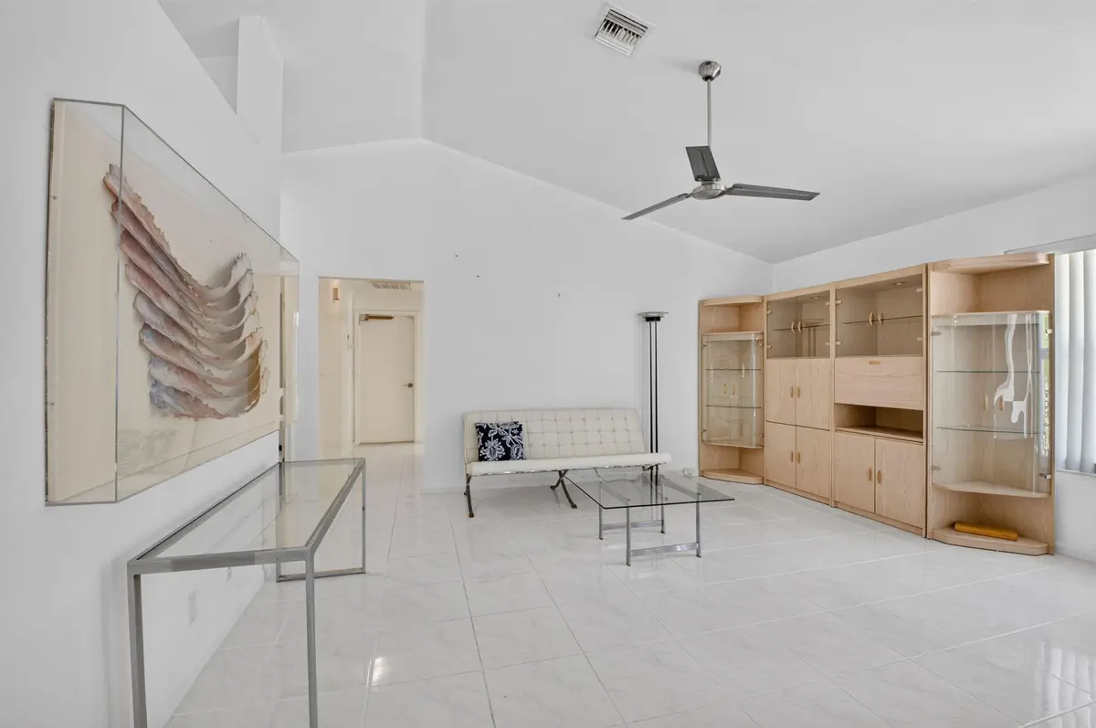 Living Area at 5335 PARK PLACE Circle, Boca Raton