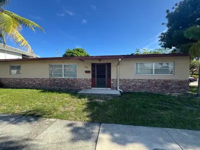 704 E HILLSBORO Boulevard, Deerfield Beach – sold