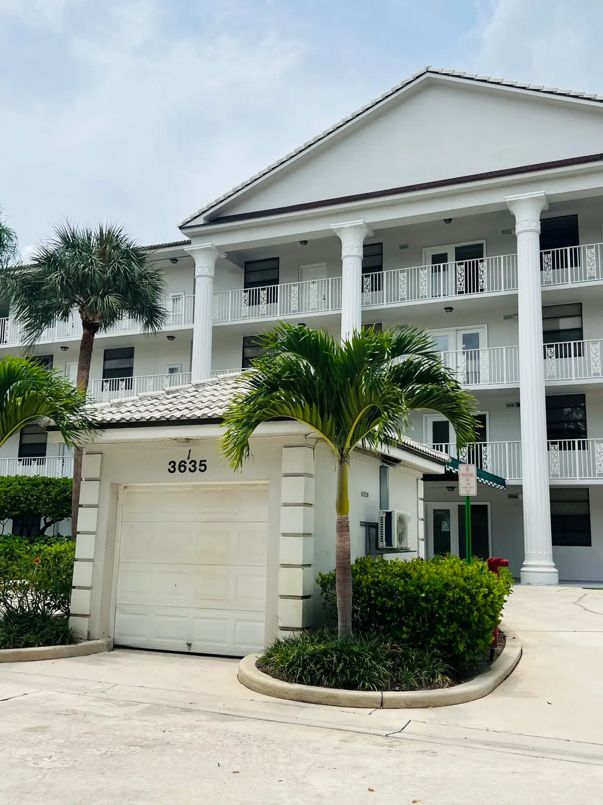 Facade at 3635 Whitehall Drive 404, West Palm Beach