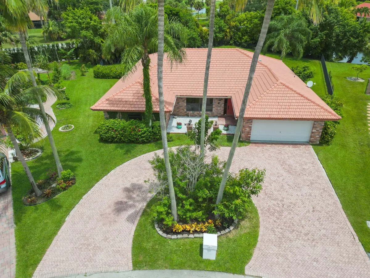 Front of House at 8501 NW 80 Street, Tamarac