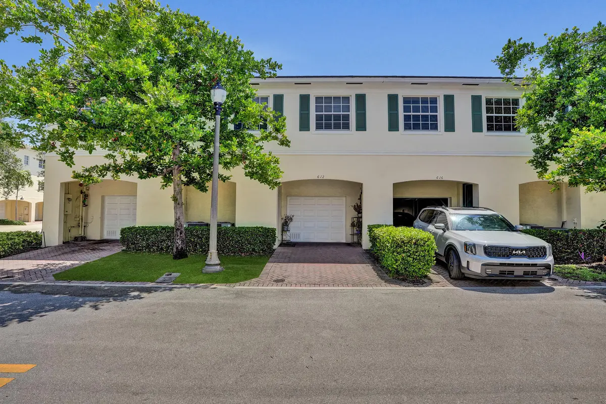 DSC07144 at 612 SW 3RD Avenue, Pompano Beach